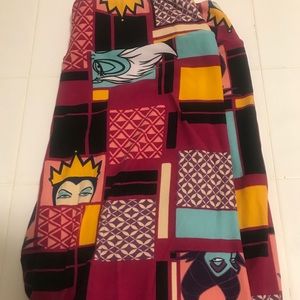 Disney villains Lularoe leggings Size: TC